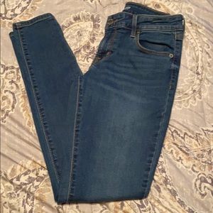 Old navy rockstar jeans